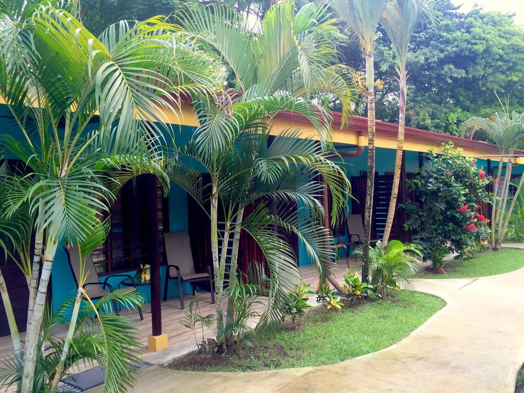 Hotel Cabinas D'Val Uvita Exterior foto