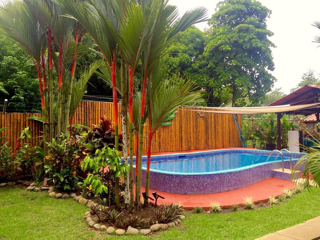 Hotel Cabinas D'Val Uvita Exterior foto